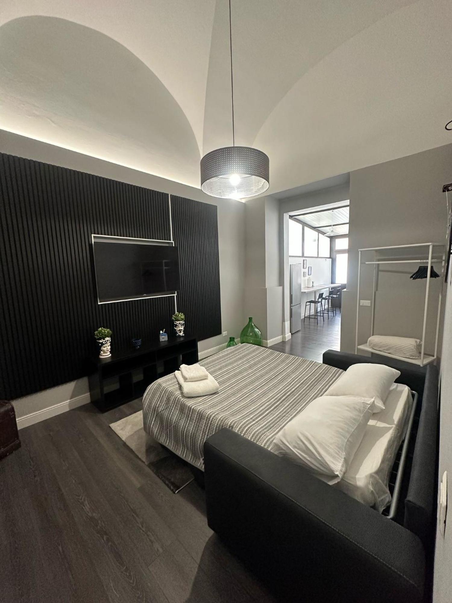 Delucahome